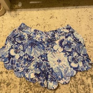 Lilly Pulitzer elastic waist shorts